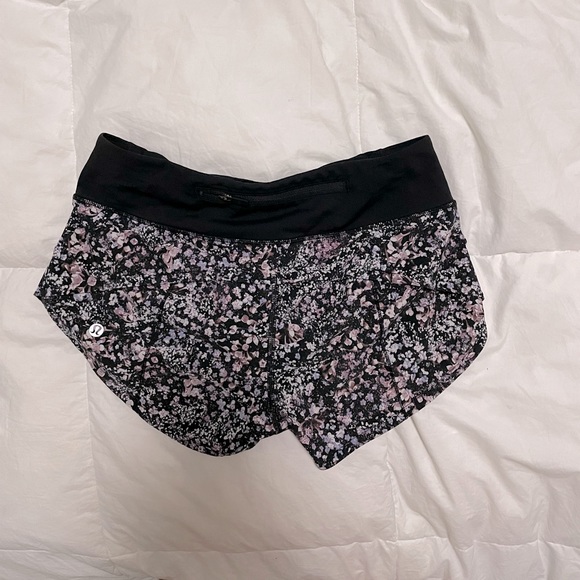 Lululemon 2” Shorts - Picture 1 of 3
